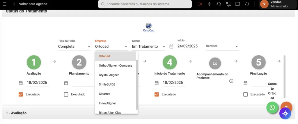 Imagem da Ficha de Especialidades de alinhadores do software odontológico Clinicorp, exibindo o fluxo completo do tratamento com etapas de avaliação, planejamento e acompanhamento, com seleção da marca de alinhador invisível.