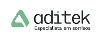 Logo da Aditek, empresa brasileira fabricante dos alinhadores invisíveis Self e Angel Aligner.