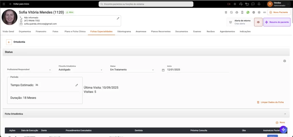 Tela "Ficha Ortodôntica" do software odontológico Clinicorp para tratamento ortodôntico.