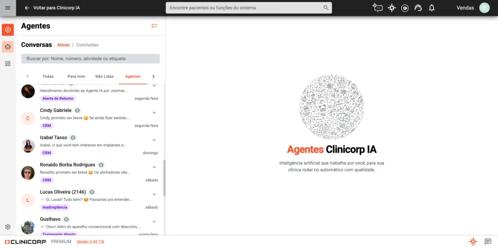 Print da tela dos Agentes Clinicorp IA dentro do sistema.