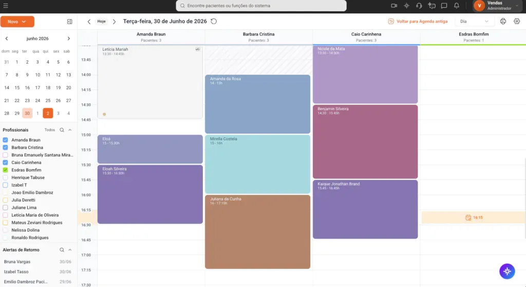 Tela da Agenda Inteligente do software para clínicas de estética avançada Clinicorp.