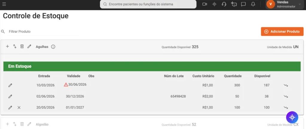 Captura de tela da aba de Controle de Estoque do software odontológico Clinicorp. Nela, podemos ver a quantidade de materiais em estoque, sua validade, custo e número de lote.